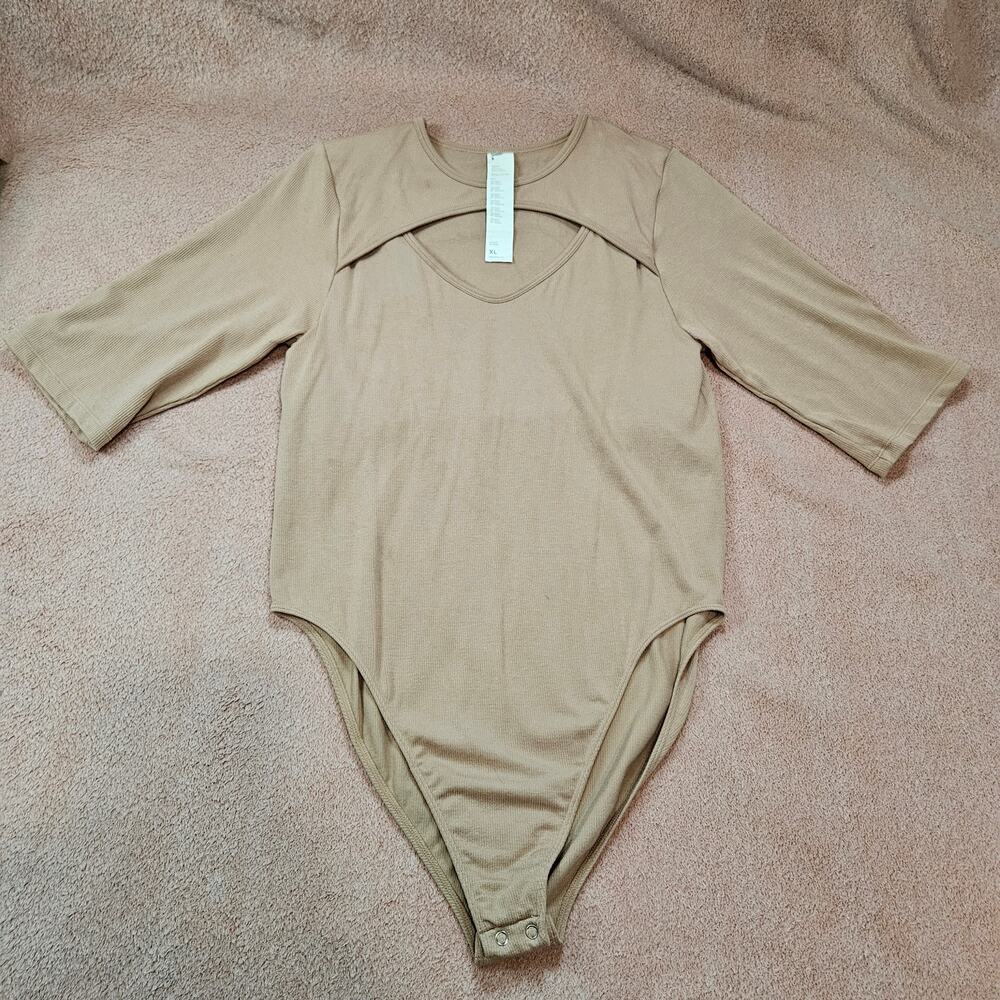 Fabletics Bodysuit Size XL Cutout Ribbed Tan Earth Tone